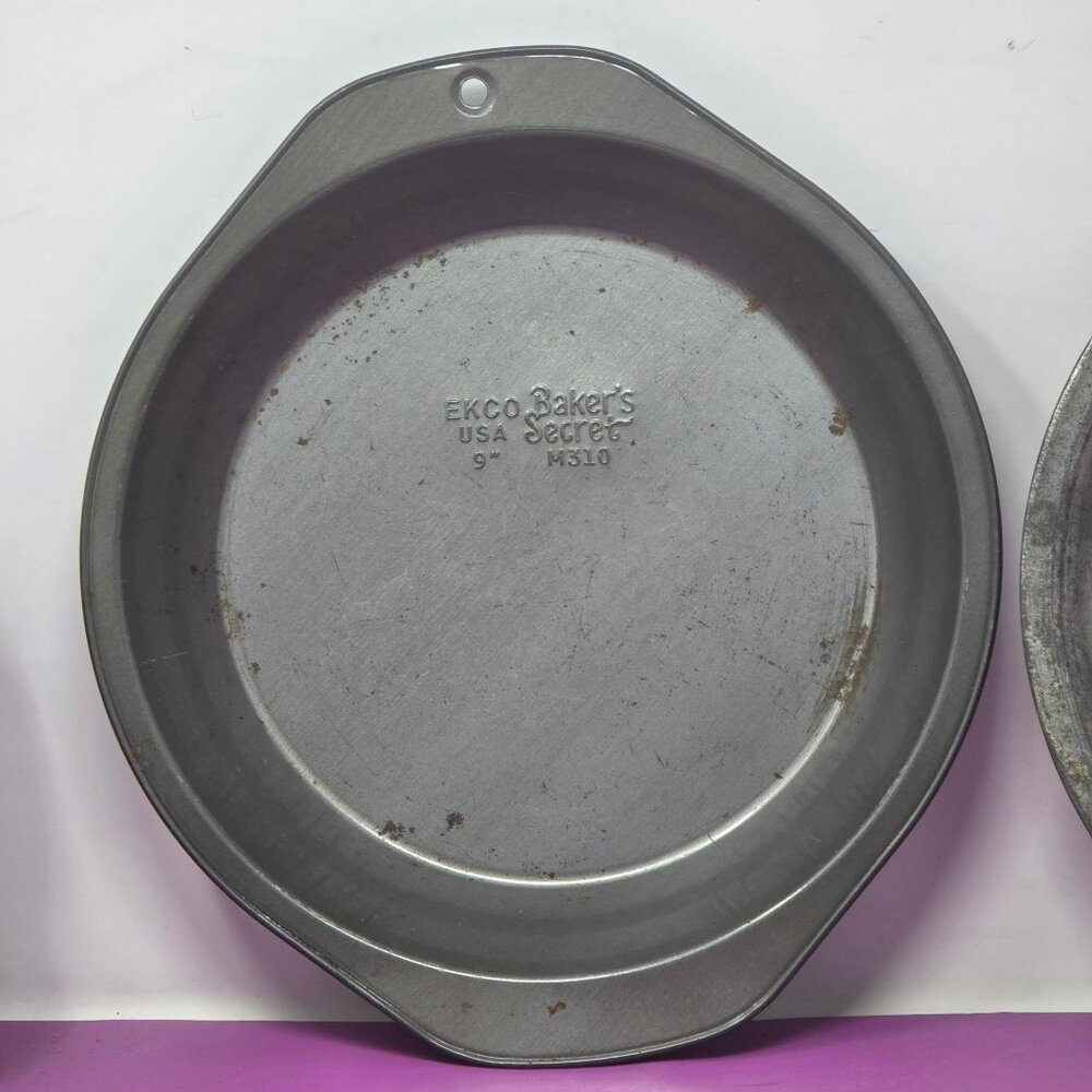 Ekco Bakers Secret & Bake King 9" Round Pie Pans Set Of 2 Aluminum Bakeware